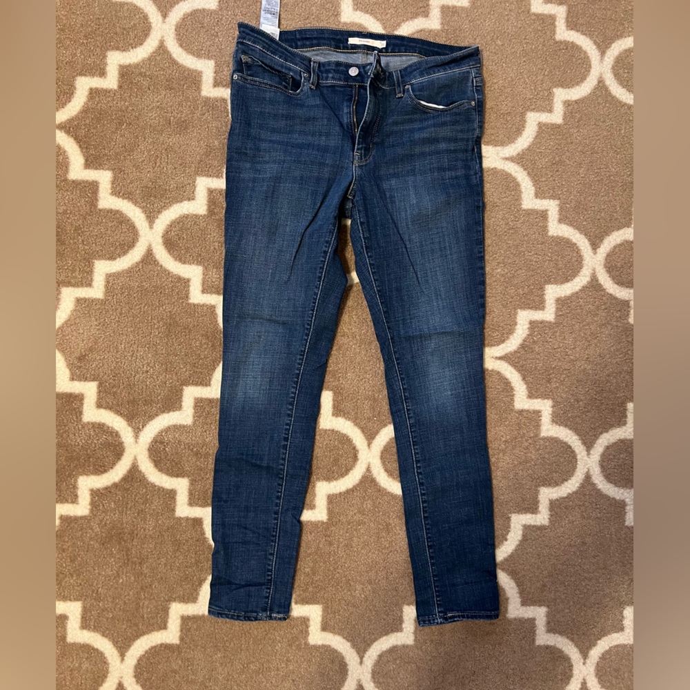 Levi Skinny jeans